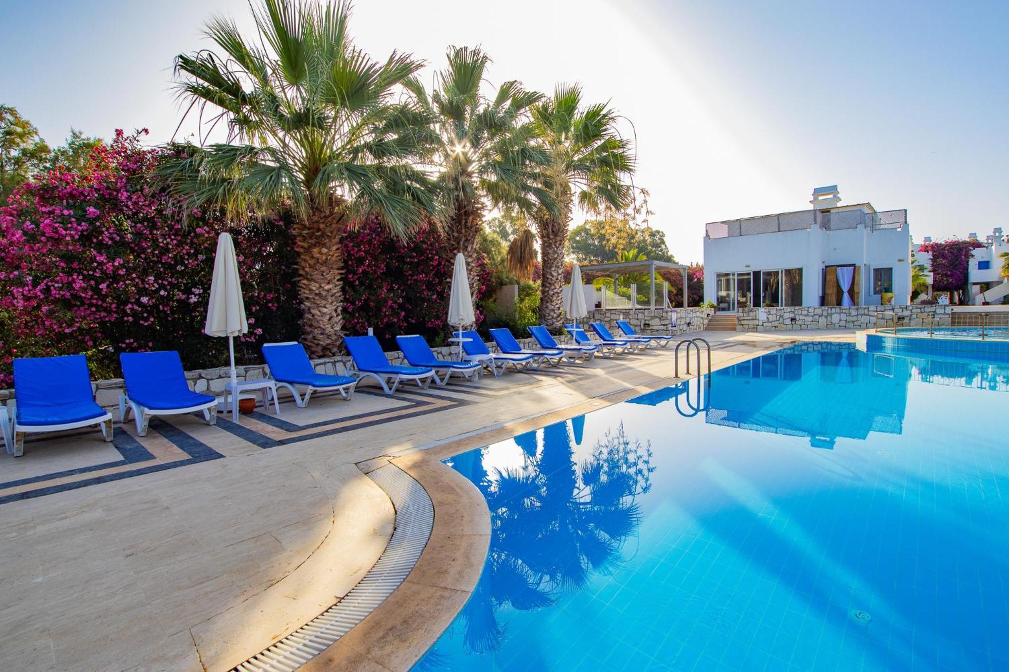 Ladonia Hotels Zemda Guemuesluek Exterior photo