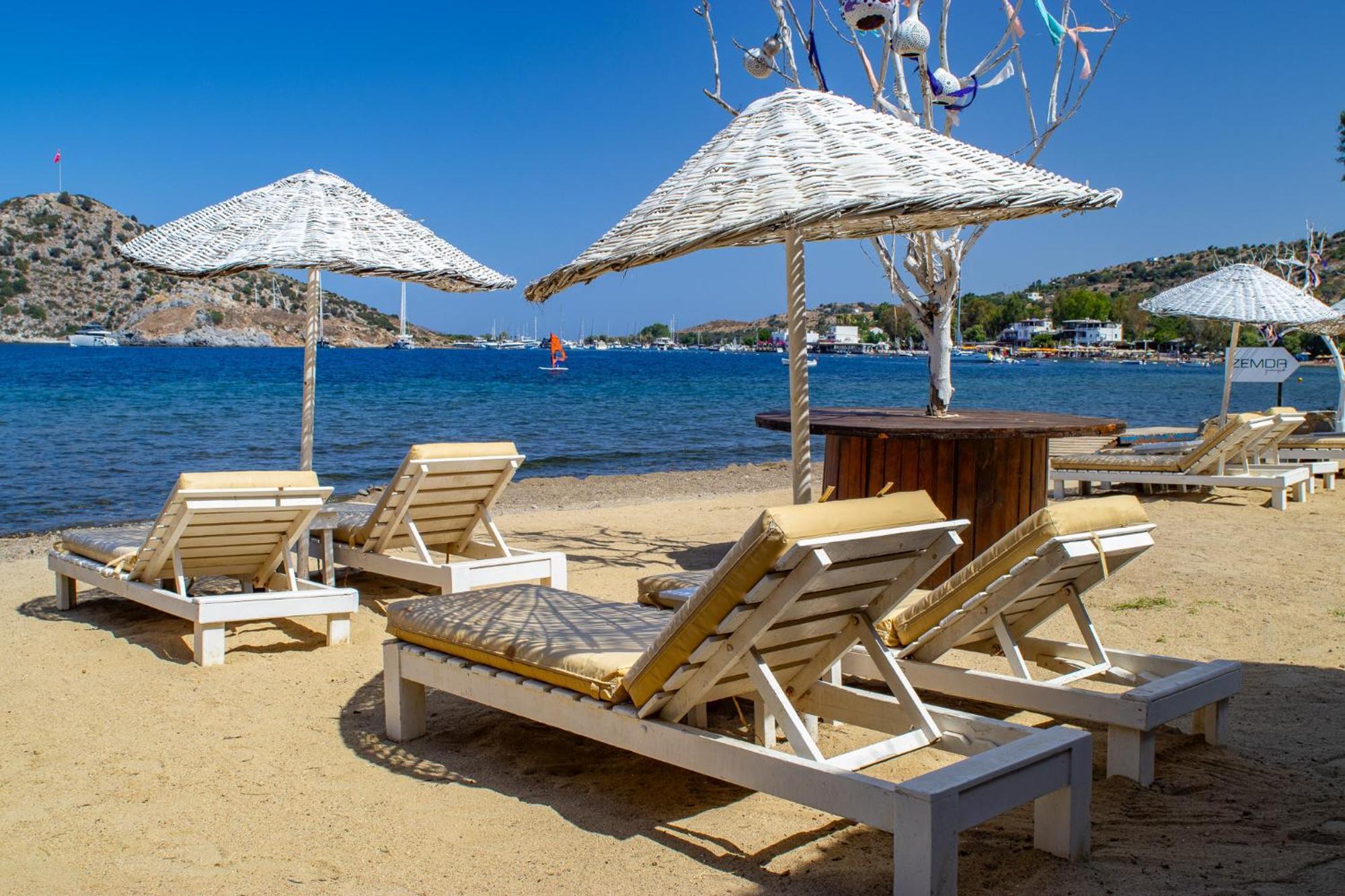 Ladonia Hotels Zemda Guemuesluek Exterior photo
