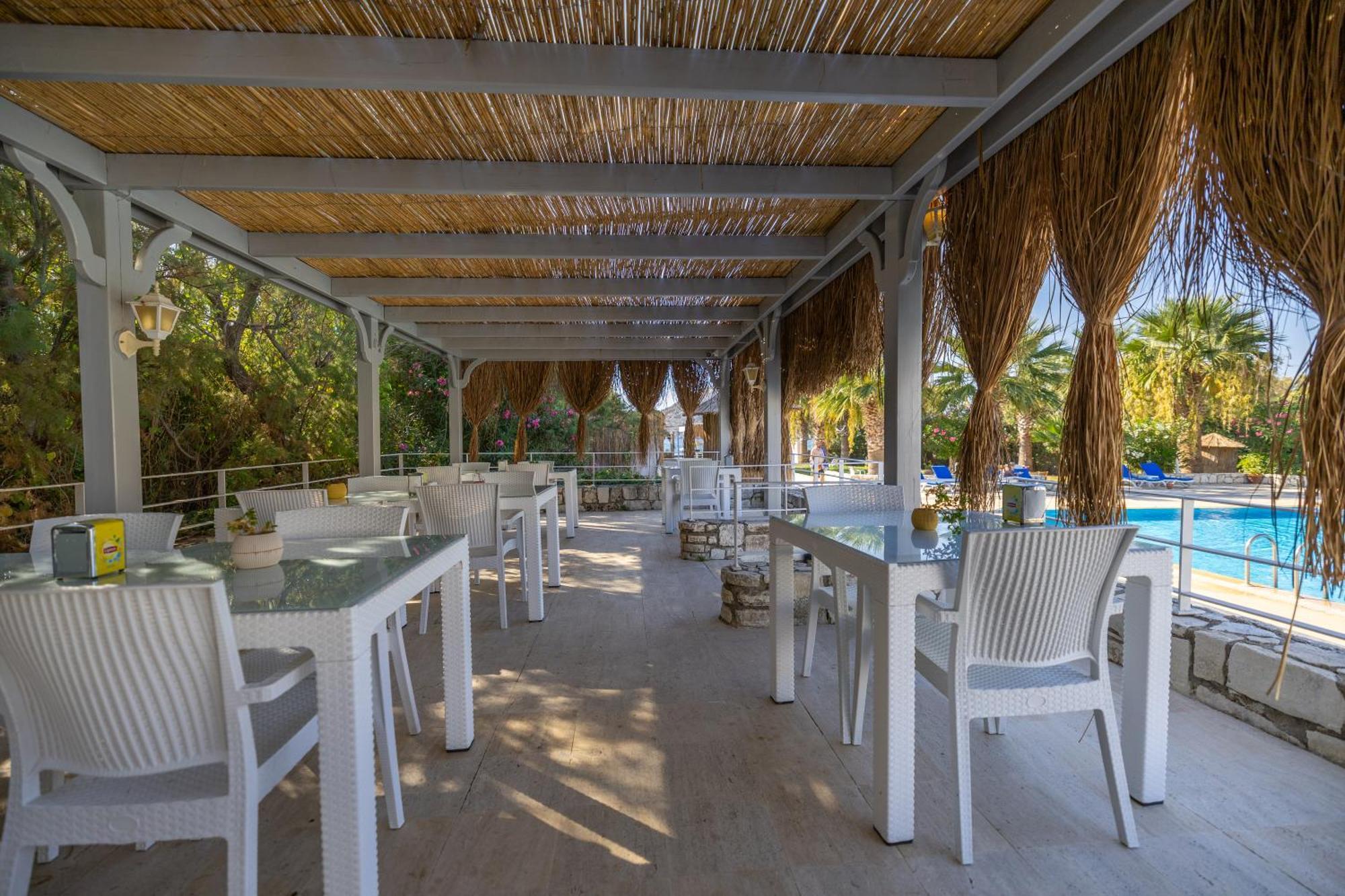 Ladonia Hotels Zemda Guemuesluek Exterior photo