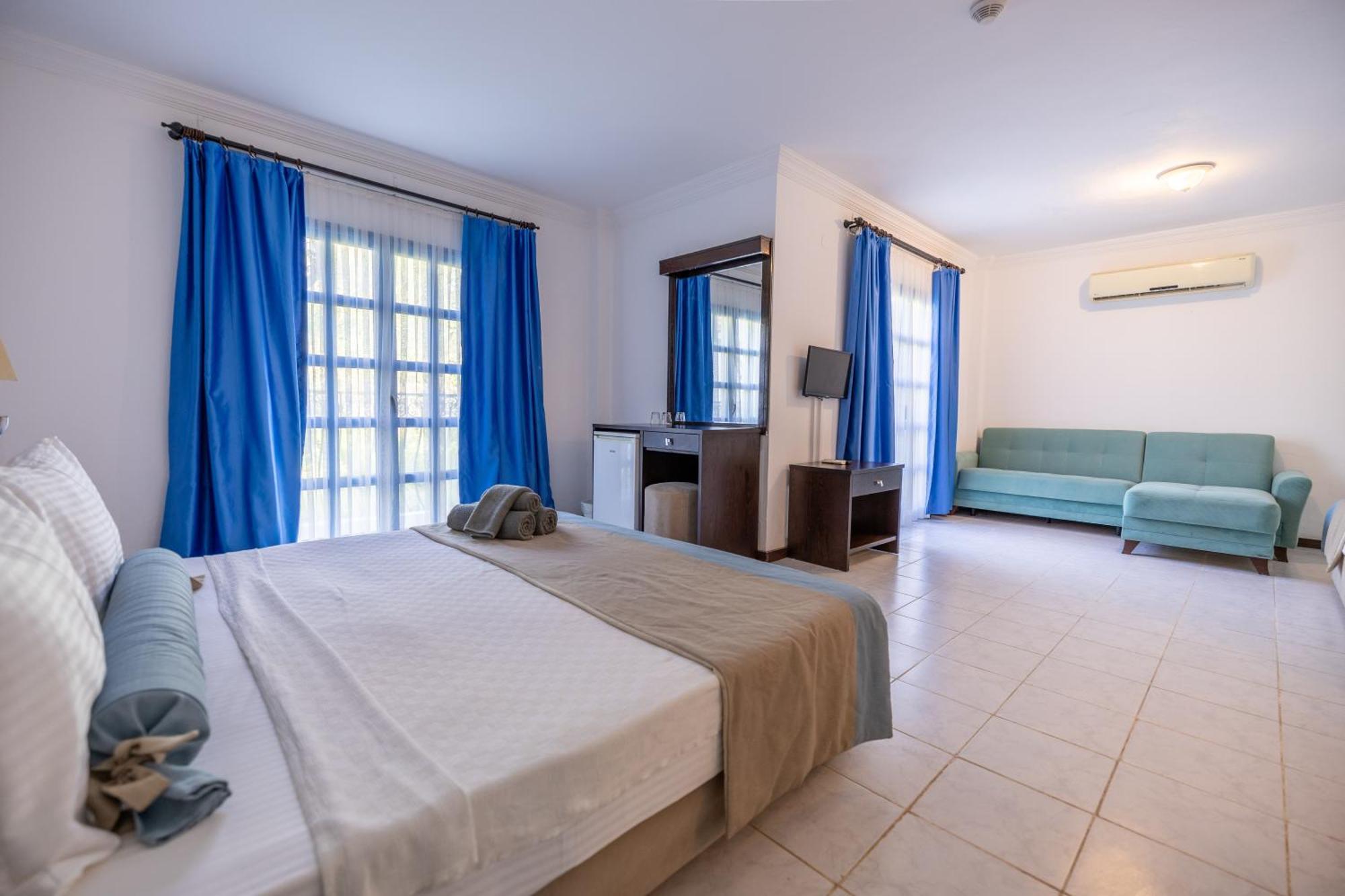 Ladonia Hotels Zemda Guemuesluek Exterior photo